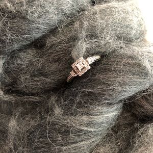 10K White Gold Diamond Promise Ring